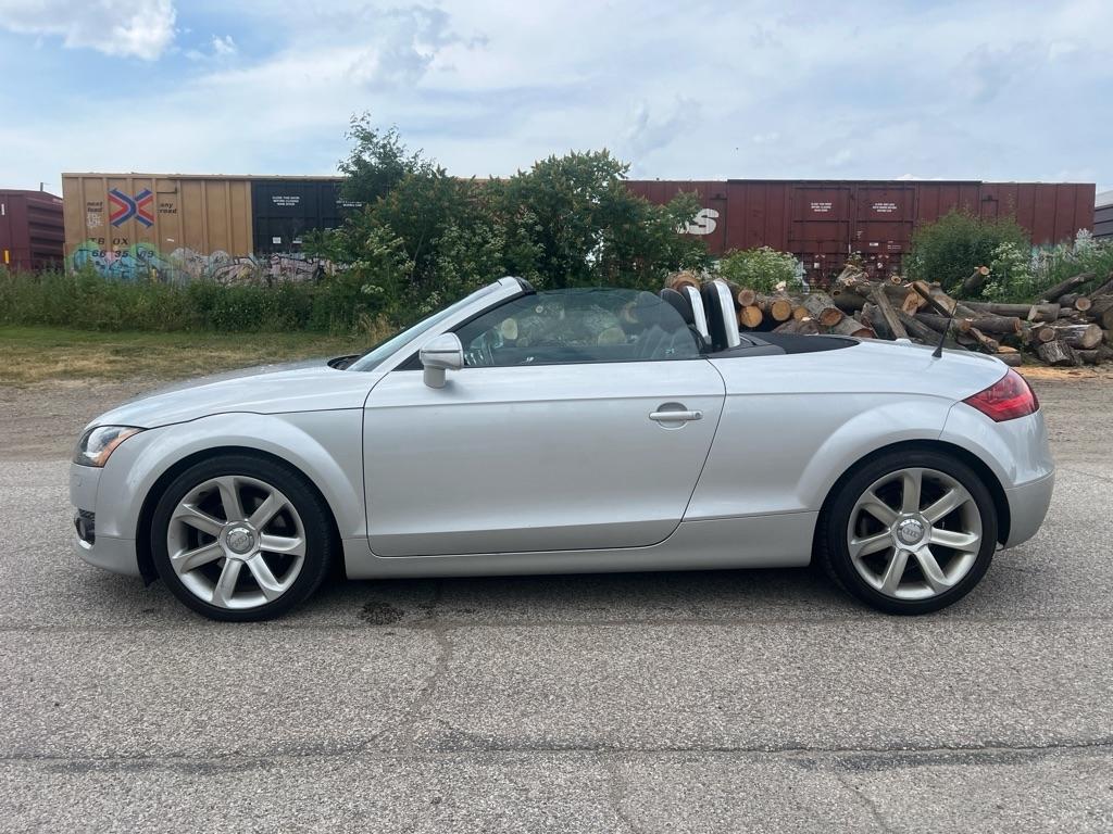 Audi TT 2.0 T Roadster with S tronic 2008