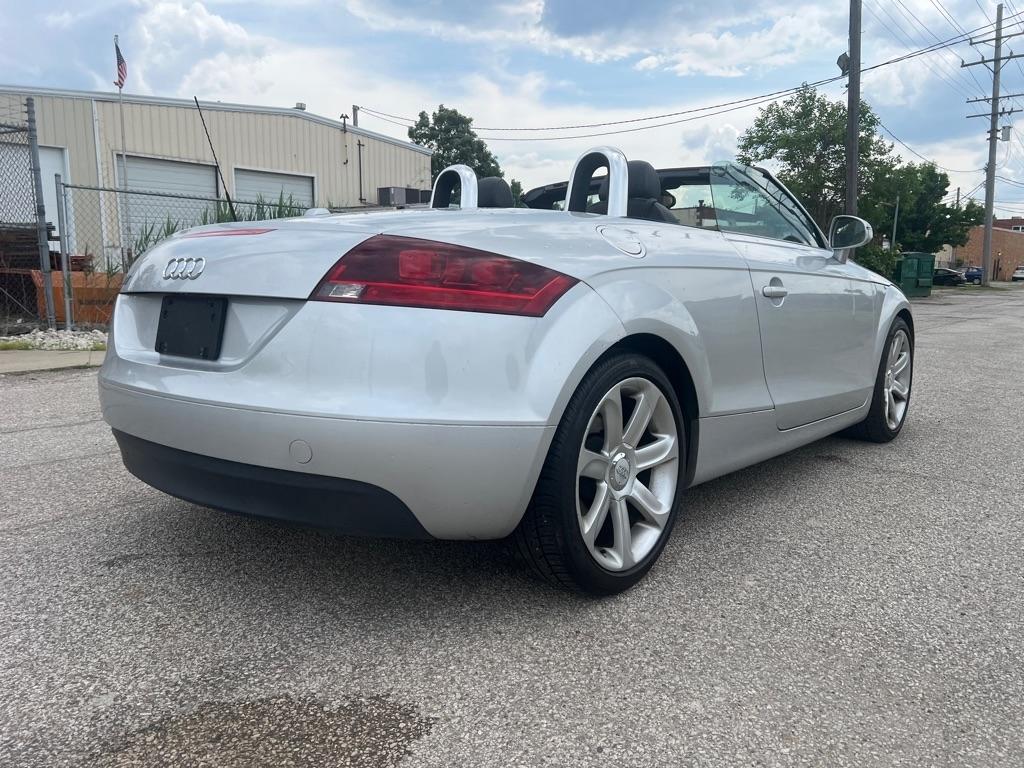 Audi TT 2.0 T Roadster with S tronic 2008