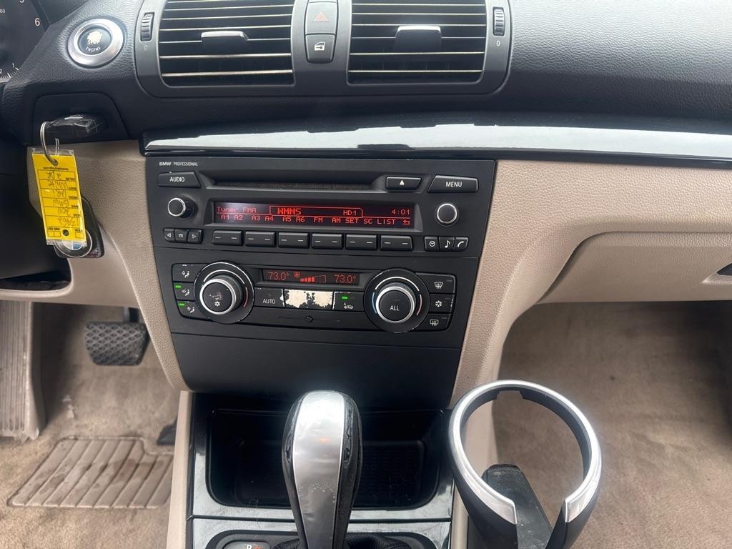 BMW 1-Series 128i Coupe 2011