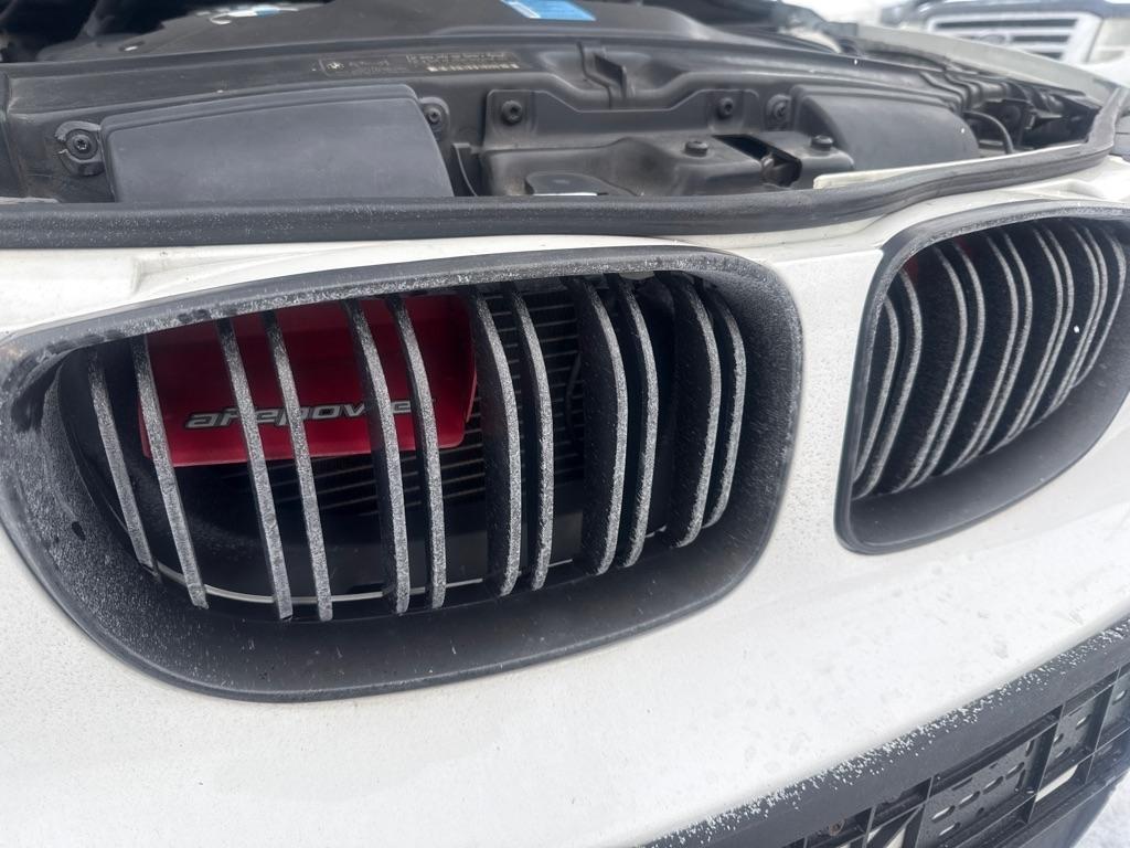 BMW 1-Series 128i Coupe 2011