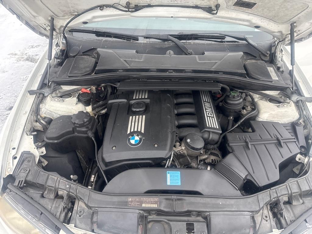 BMW 1-Series 128i Coupe 2011