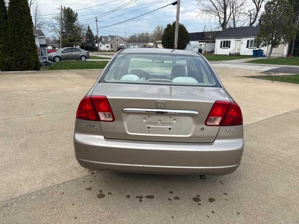 Honda Civic LX sedan 2001