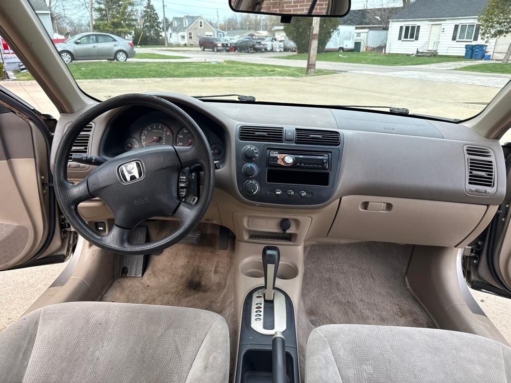 Honda Civic LX sedan 2001