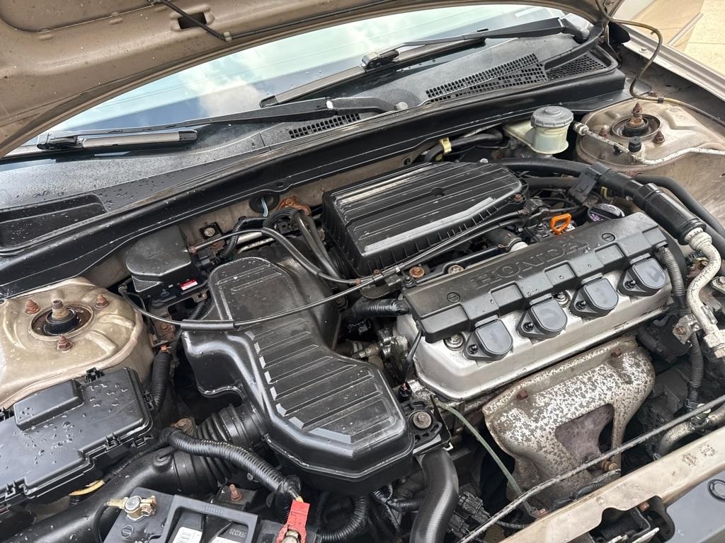 Honda Civic LX sedan 2001