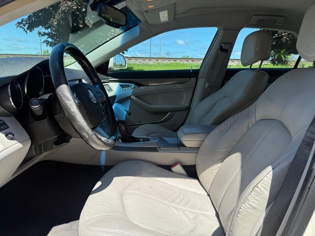 Cadillac CTS 3.0L Base AWD 2011