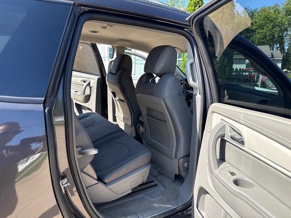 Chevrolet Traverse LS FWD 2016