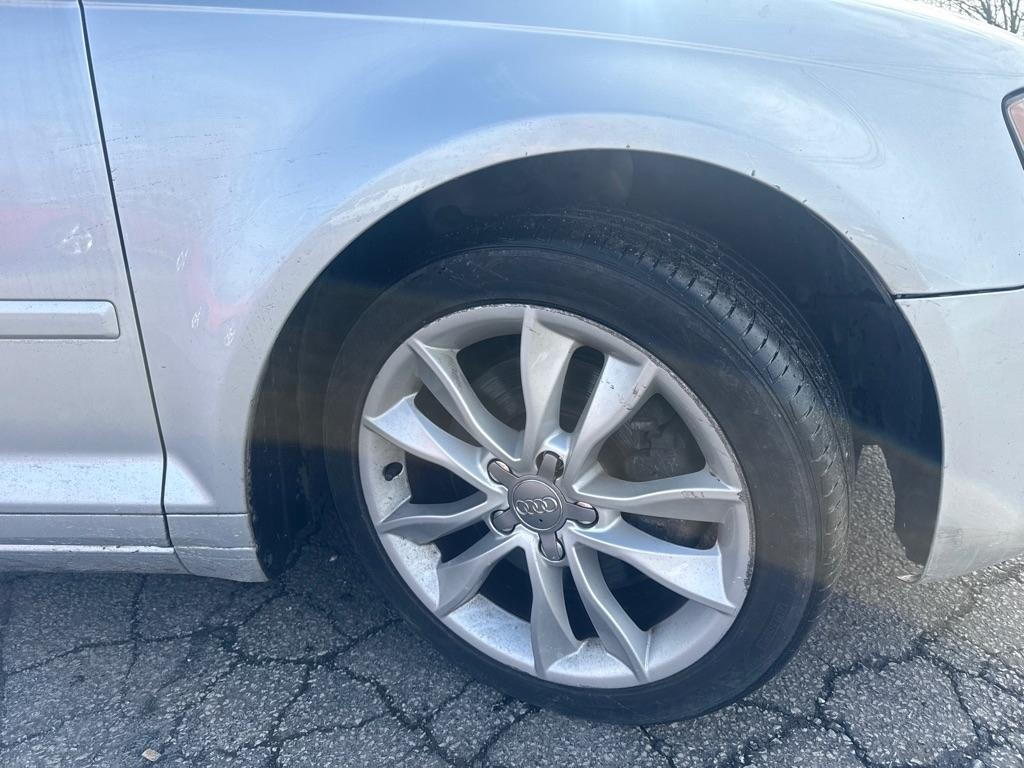 Audi A3 2.0T Premium S tronic 2011