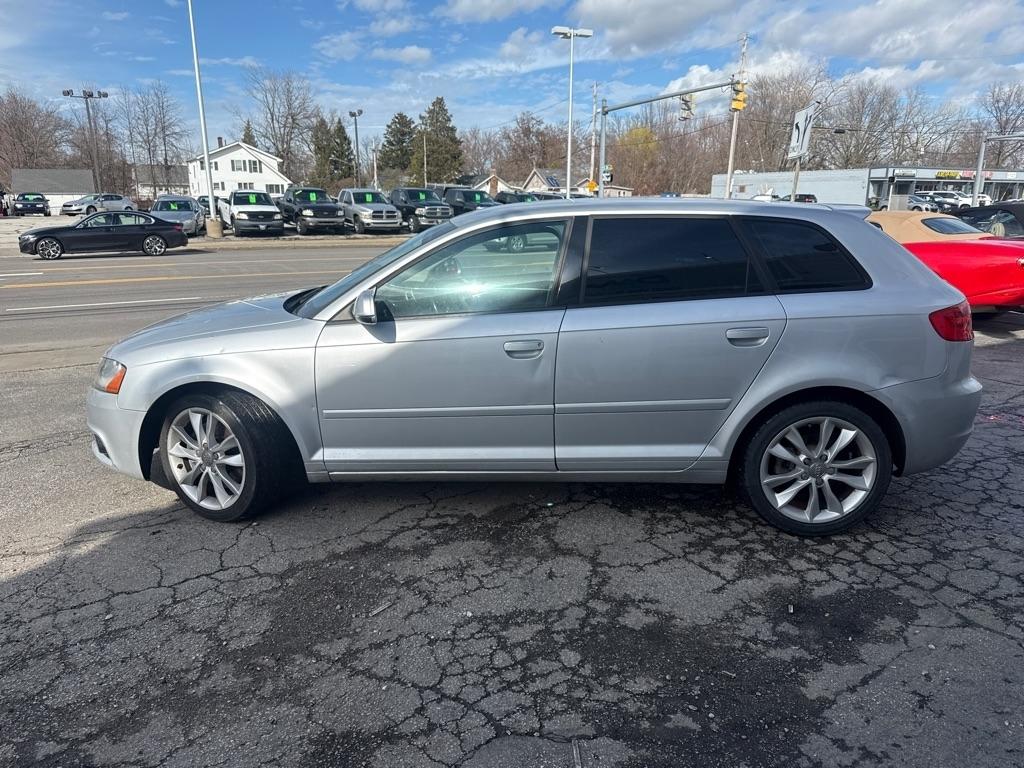 Audi A3 2.0T Premium S tronic 2011
