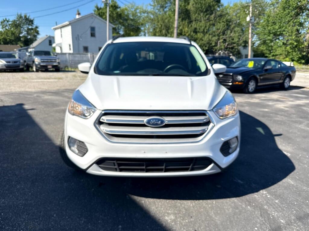 2018 Ford Escape SE photo 2