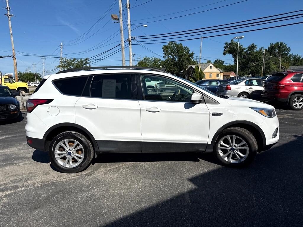2018 Ford Escape SE photo 4