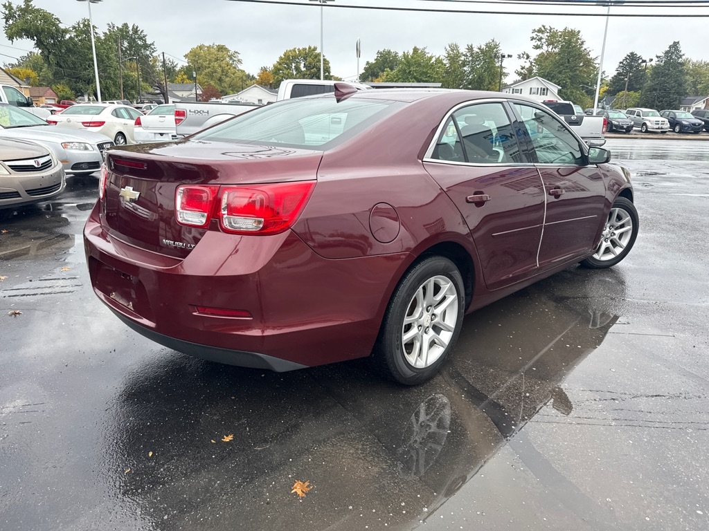 2015 Chevrolet Malibu 1LT photo 4