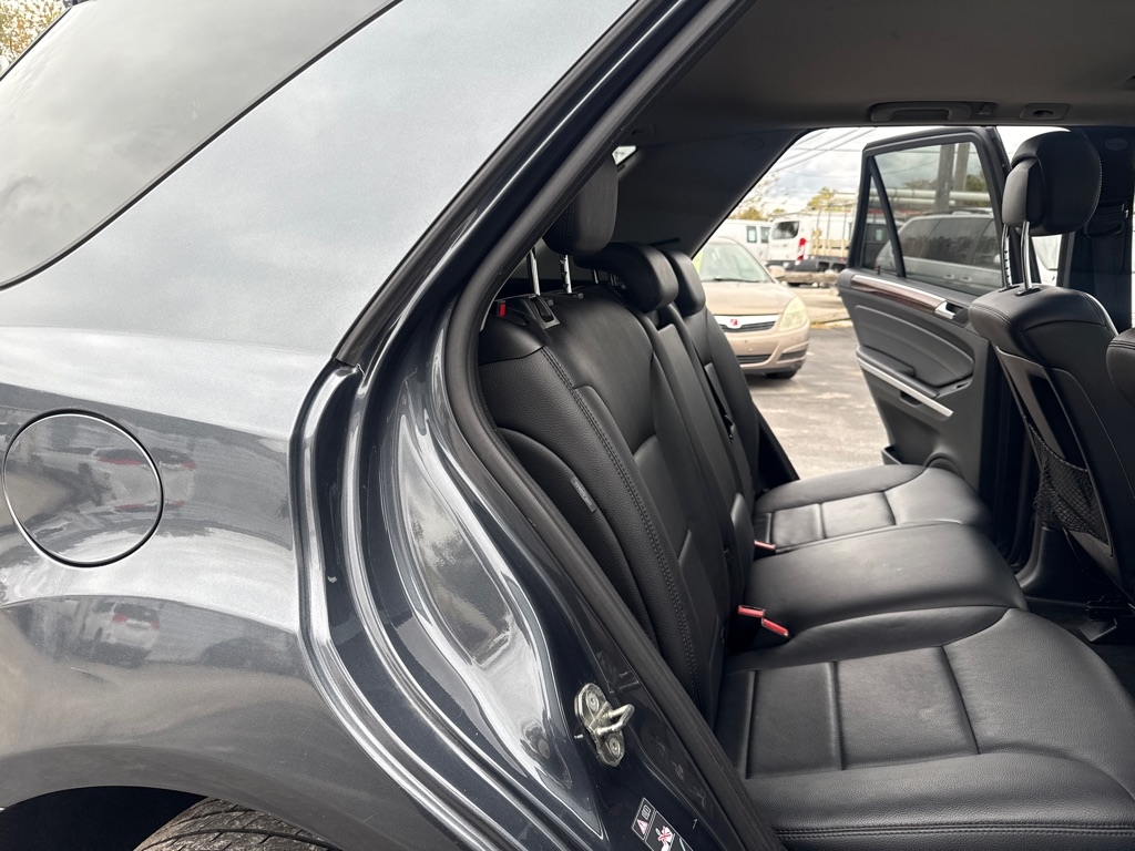 Mercedes-Benz M-Class ML350 4MATIC 2011 Mercedes-Benz M-Class ML350 4MATIC 2011