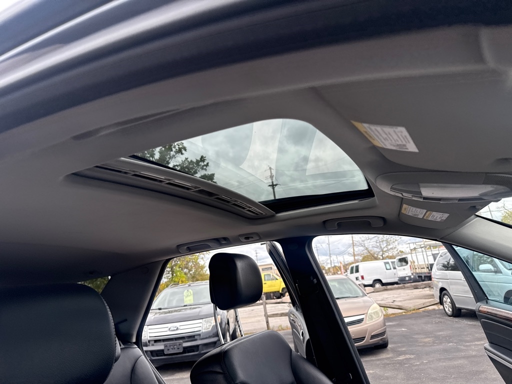 Mercedes-Benz M-Class ML350 4MATIC 2011 Mercedes-Benz M-Class ML350 4MATIC 2011