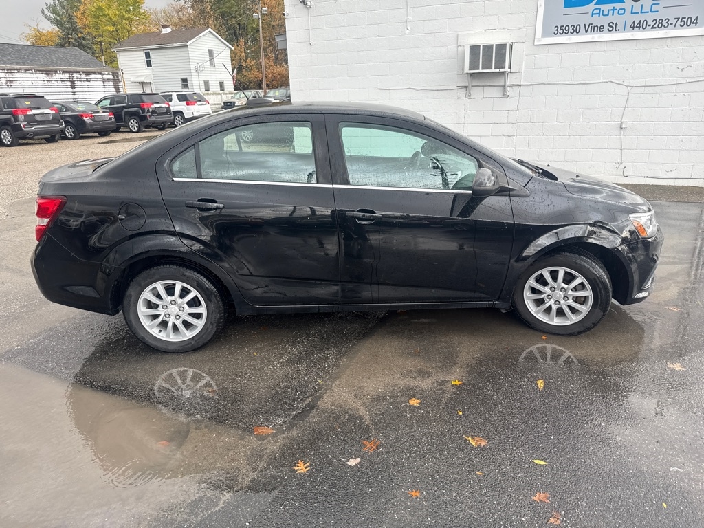 Chevrolet Sonic LT Auto Sedan 2017 Chevrolet Sonic LT Auto Sedan 2017