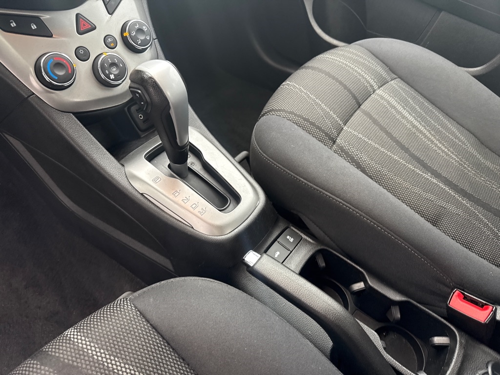 Chevrolet Sonic LT Auto Sedan 2017 Chevrolet Sonic LT Auto Sedan 2017