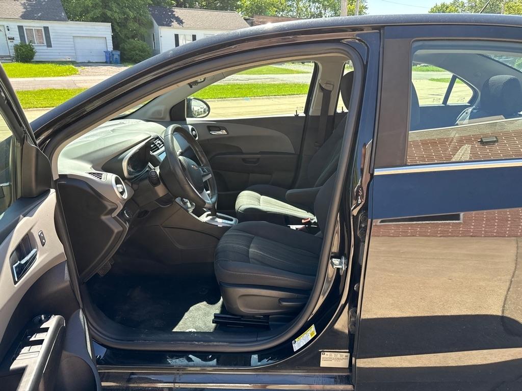 Chevrolet Sonic LT Auto Sedan 2017