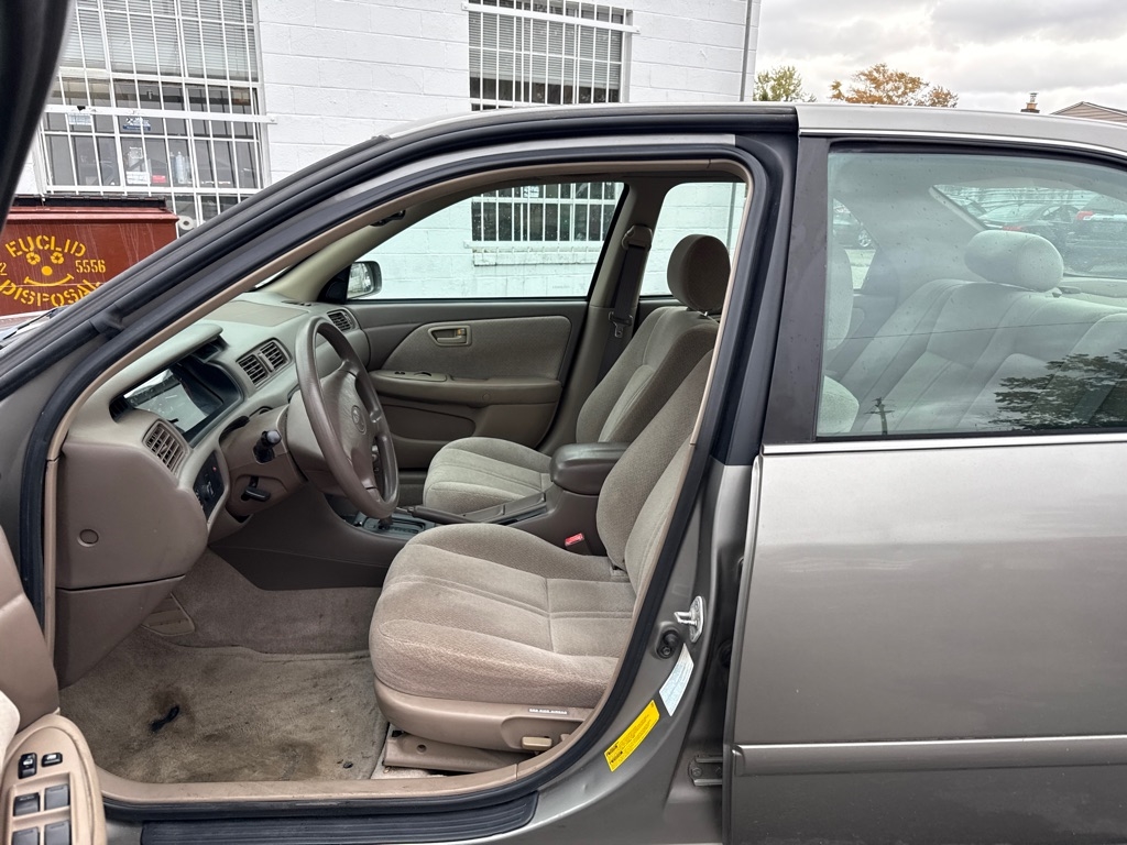 Toyota Camry LE V6 2001 Toyota Camry LE V6 2001