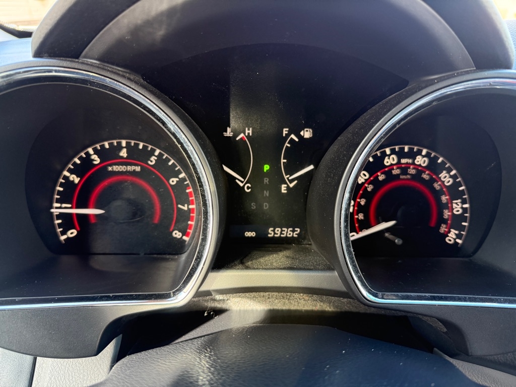 Toyota Highlander Base 4WD 2012