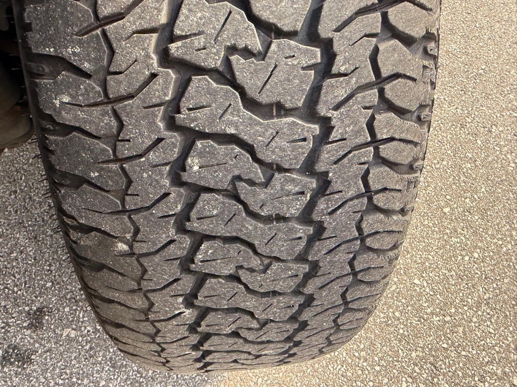 Toyota Highlander Base 4WD 2012