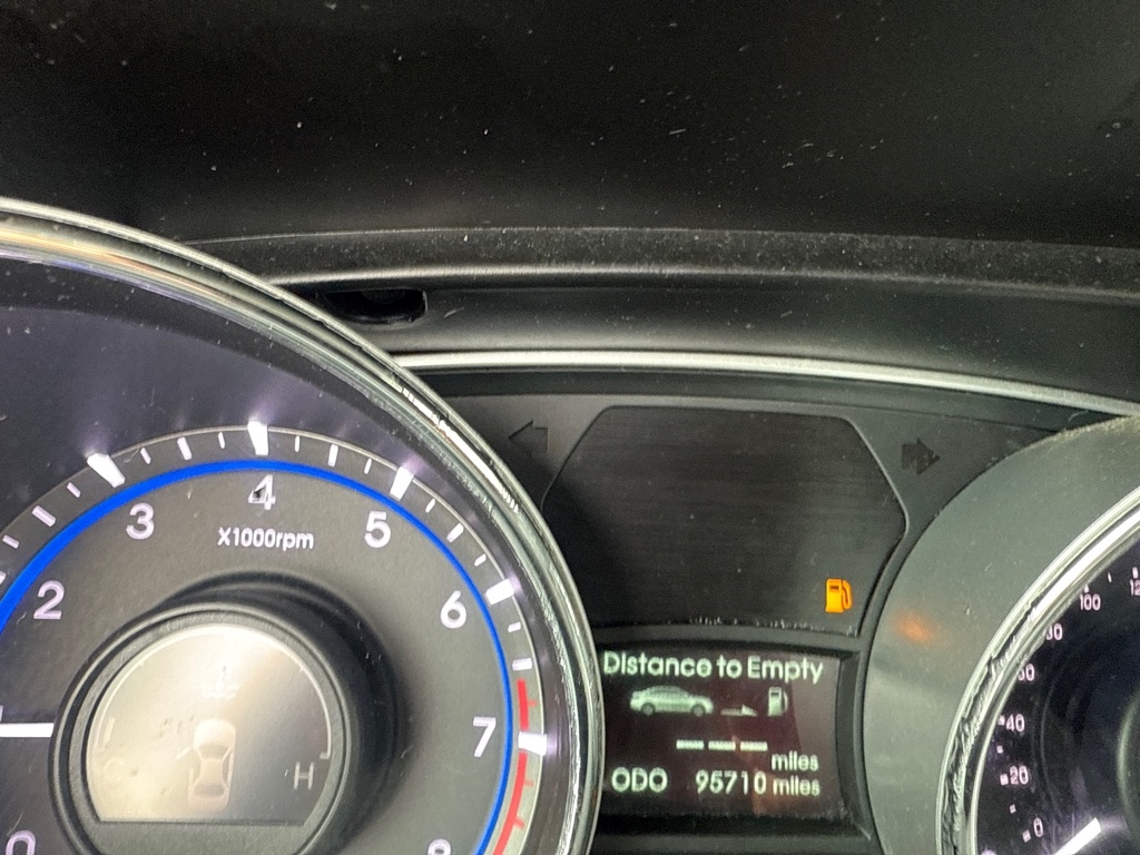 Hyundai Sonata SE Auto 2013 Hyundai Sonata SE Auto 2013