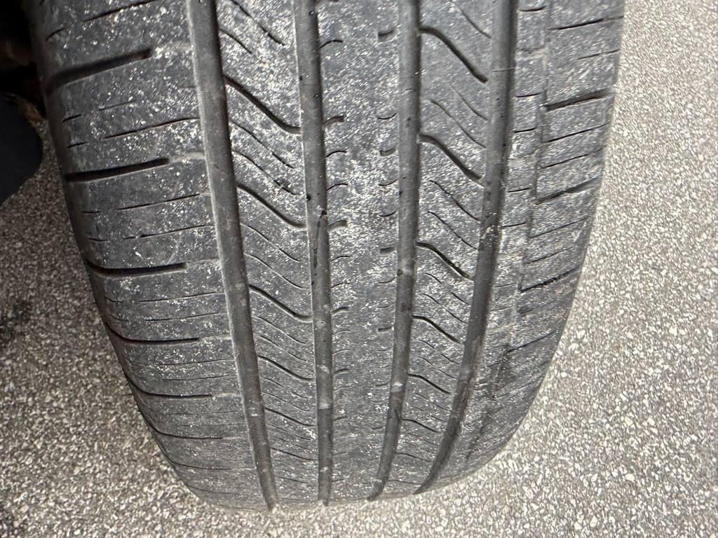 Chevrolet Equinox LT1 FWD 2010 Chevrolet Equinox LT1 FWD 2010