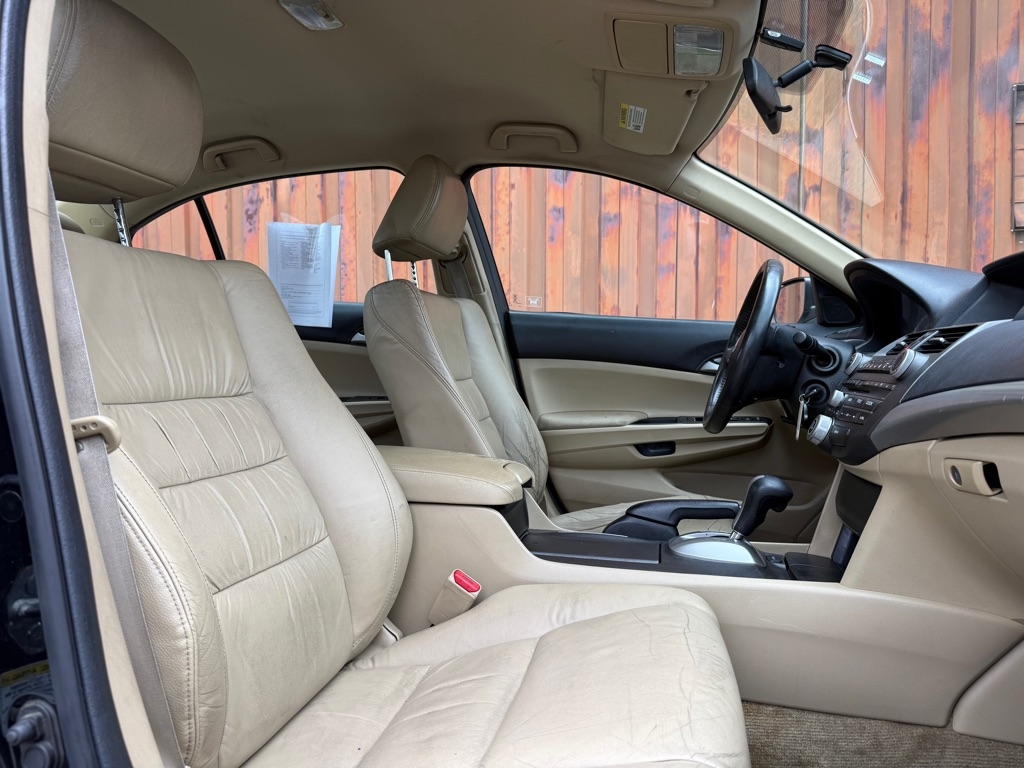 Honda Accord SE Sedan AT 2012 Honda Accord SE Sedan AT 2012