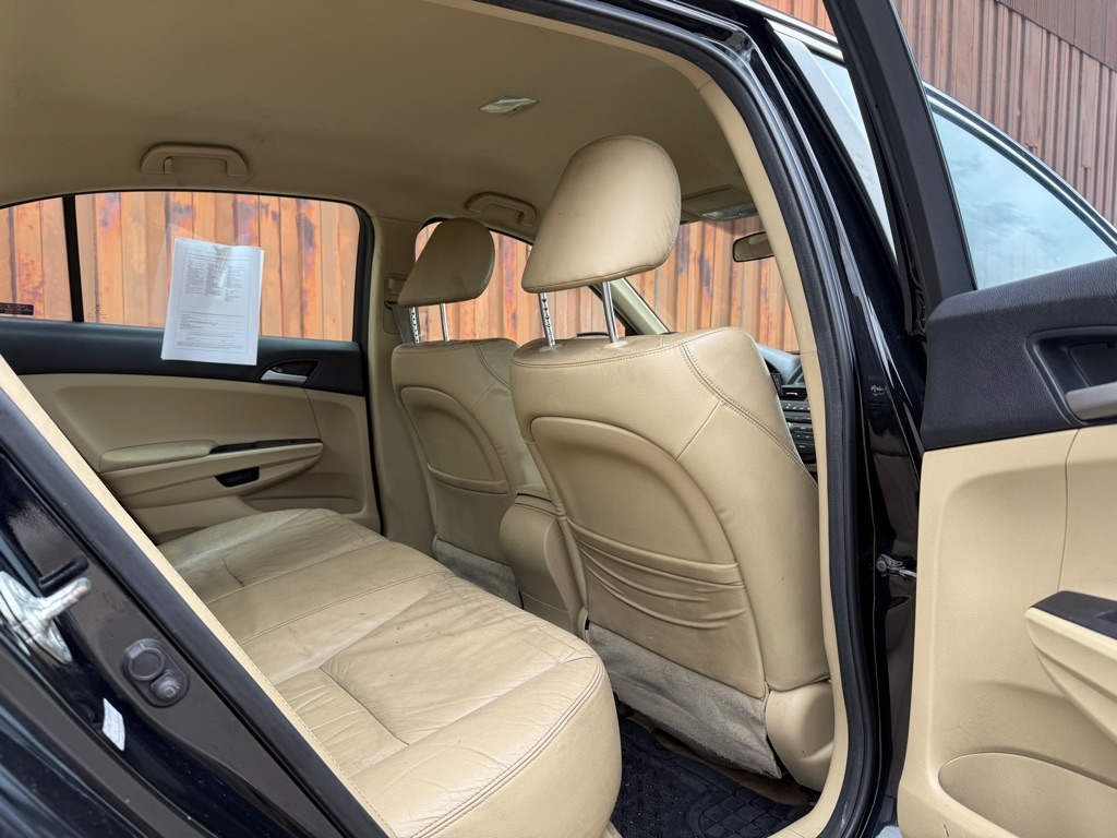 Honda Accord SE Sedan AT 2012 Honda Accord SE Sedan AT 2012