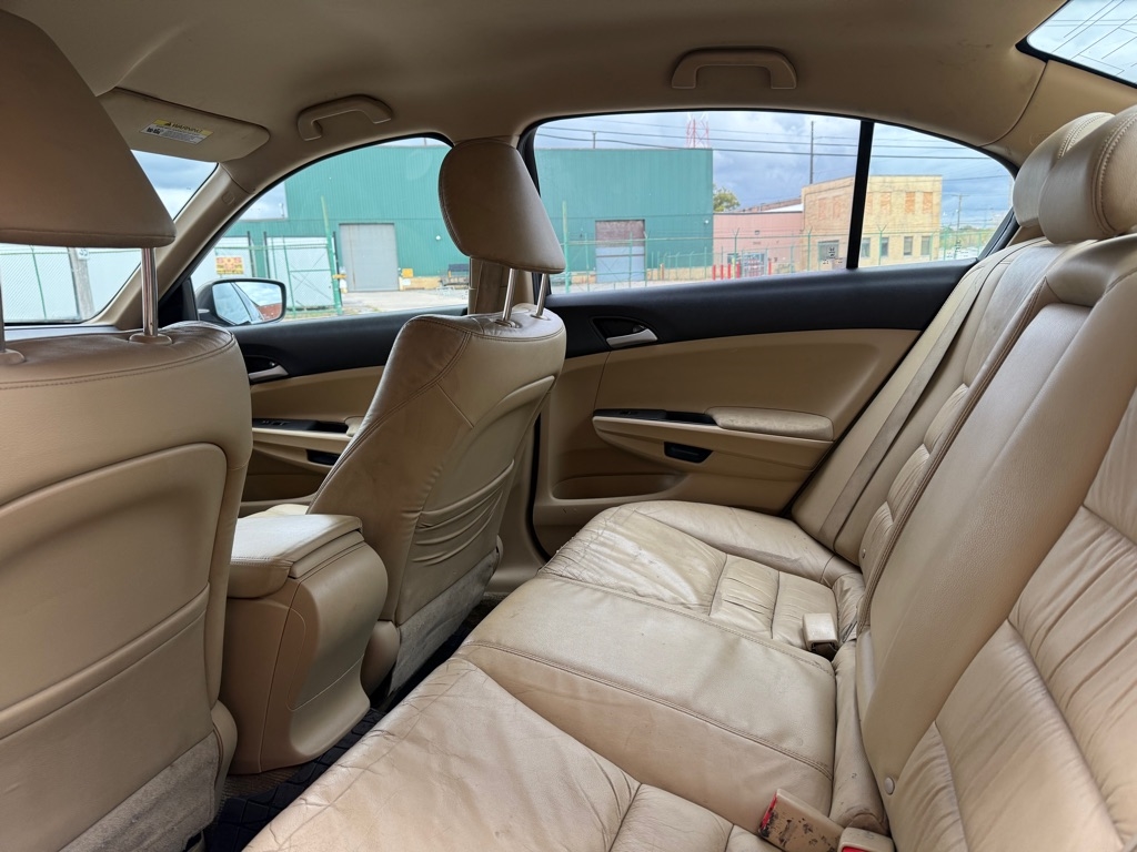 Honda Accord SE Sedan AT 2012 Honda Accord SE Sedan AT 2012