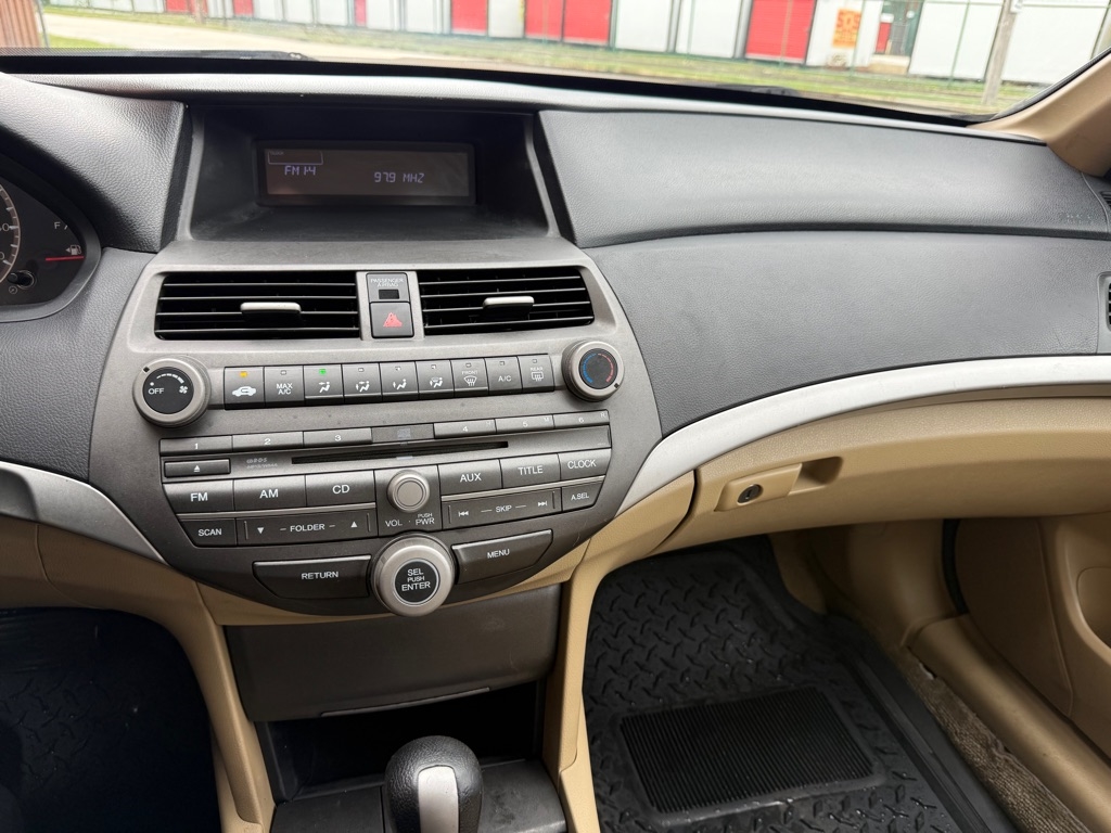 Honda Accord SE Sedan AT 2012 Honda Accord SE Sedan AT 2012