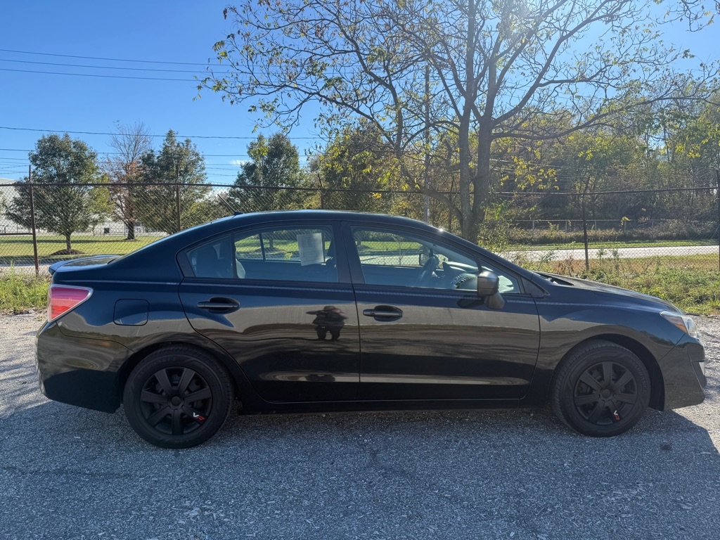 Subaru Impreza 2.0i PZEV 5M 4-Door 2016 Subaru Impreza 2.0i PZEV 5M 4-Door 2016