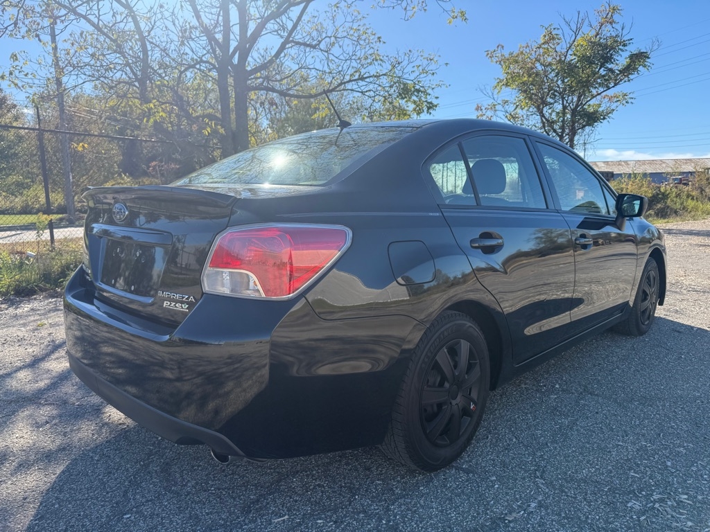 Subaru Impreza 2.0i PZEV 5M 4-Door 2016 Subaru Impreza 2.0i PZEV 5M 4-Door 2016