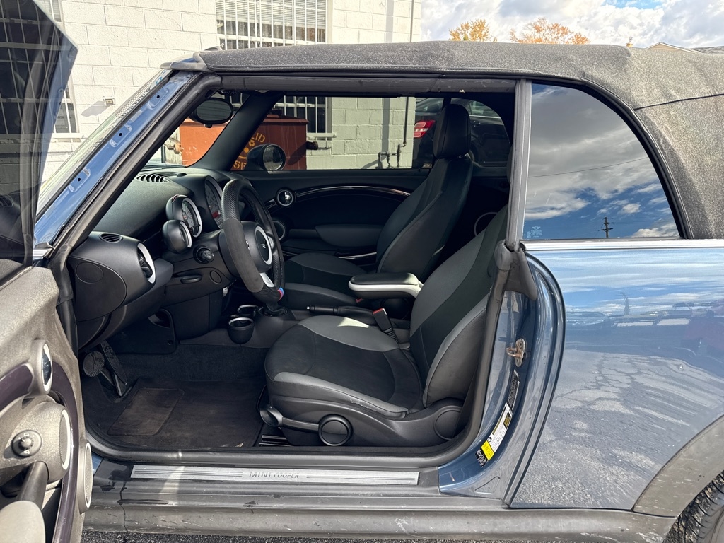 MINI Cooper Convertible 2010 MINI Cooper Convertible 2010
