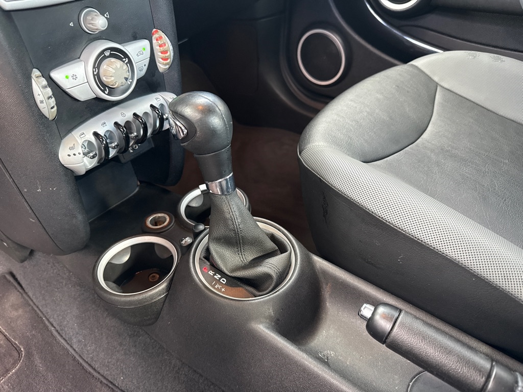 MINI Cooper Convertible 2010 MINI Cooper Convertible 2010