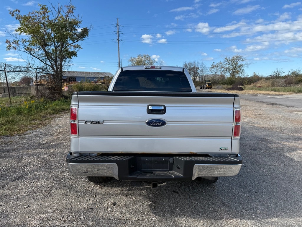 Ford F-150 XL SuperCab 8-ft. Bed 4WD 2010 Ford F-150 XL SuperCab 8-ft. Bed 4WD 2010