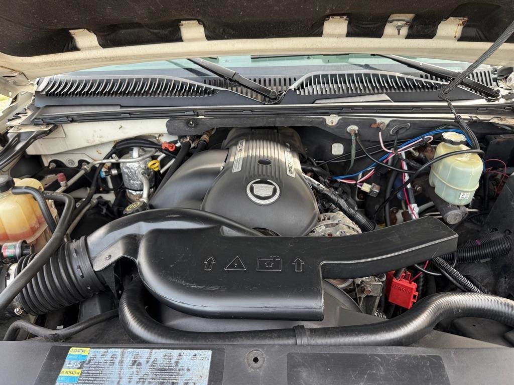 Cadillac Escalade AWD 2002