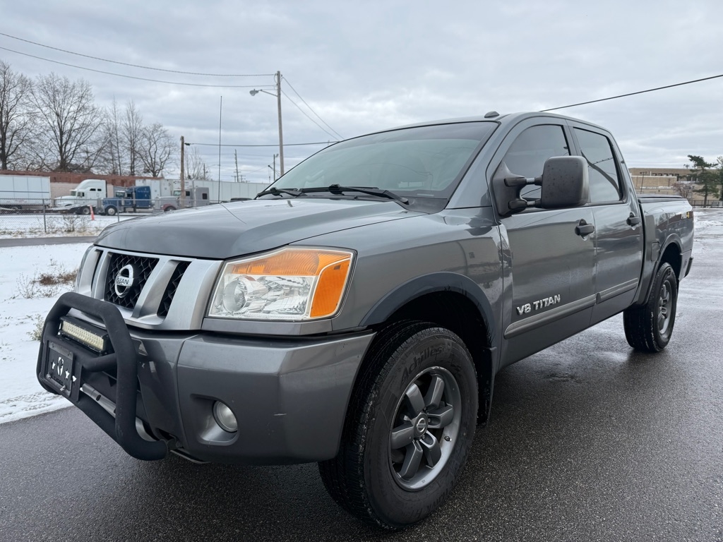 Nissan Titan S Crew Cab 4WD 2014