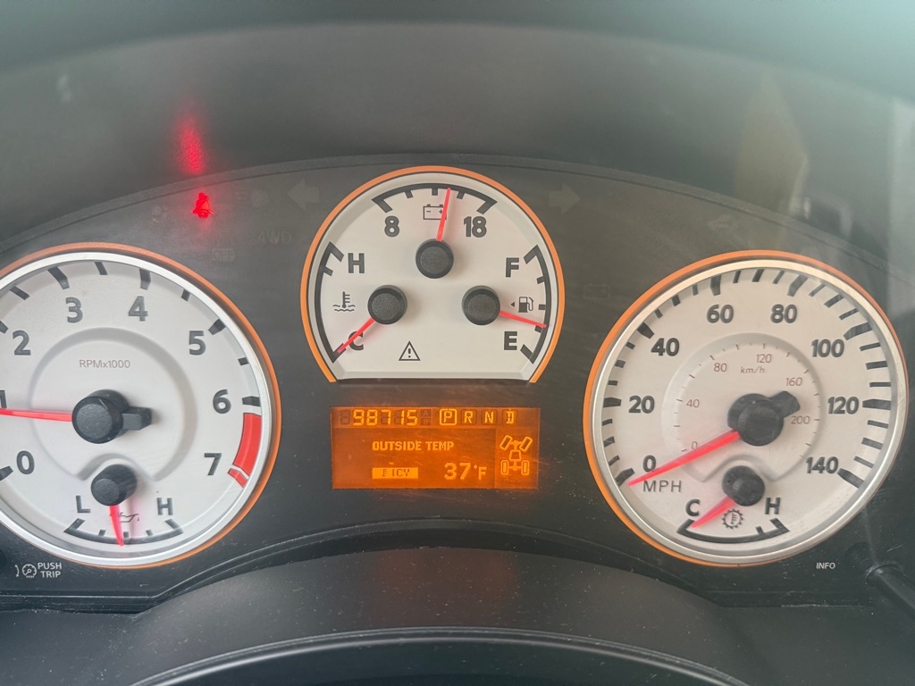 Nissan Titan S Crew Cab 4WD 2014