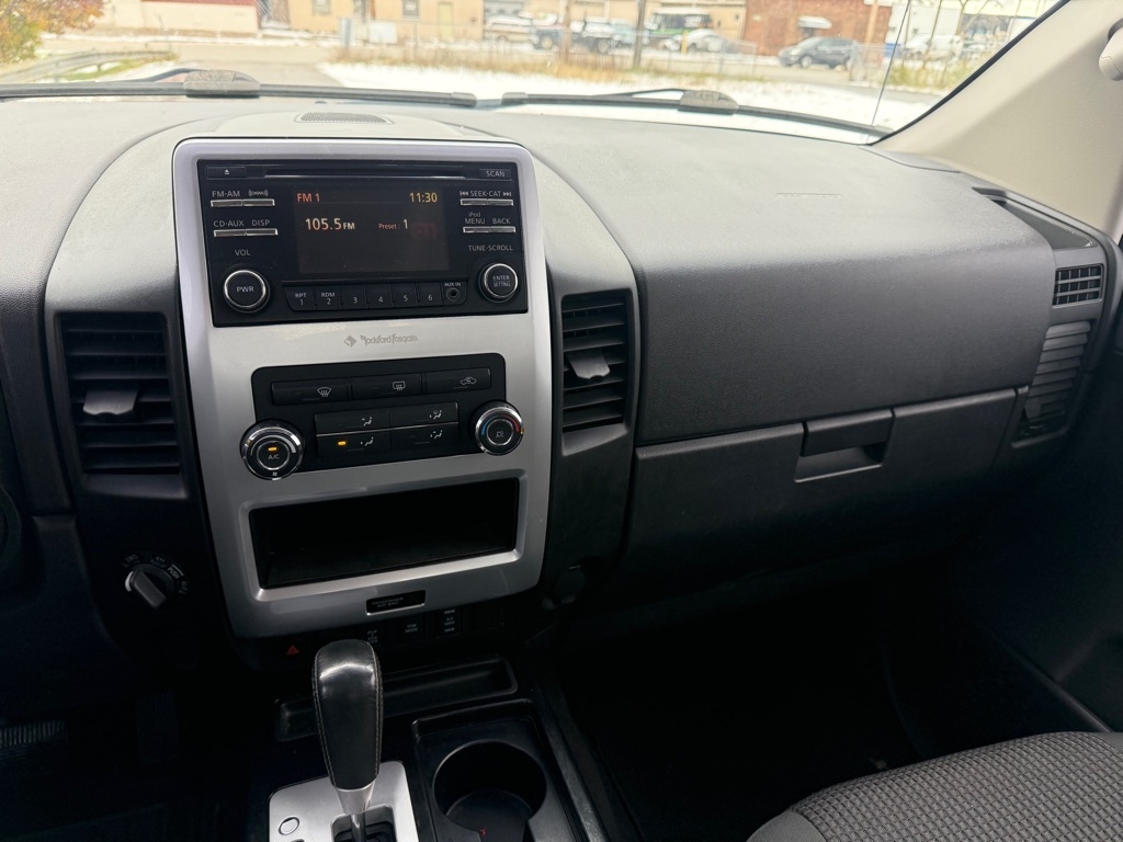 Nissan Titan S Crew Cab 4WD 2014