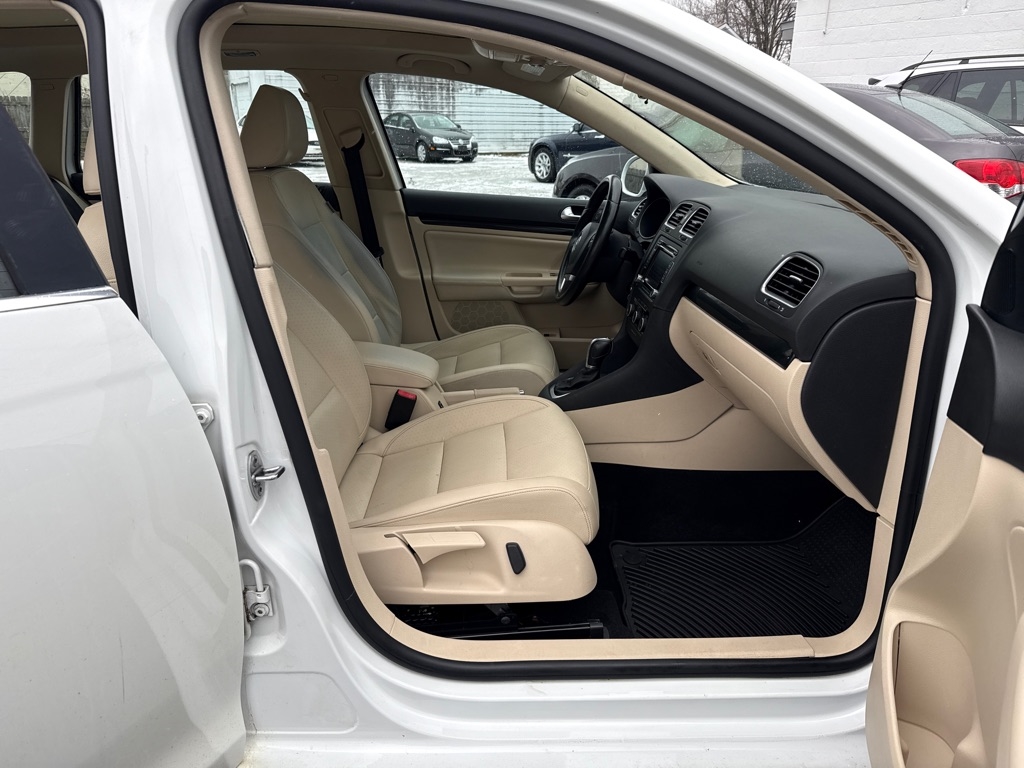 Volkswagen Jetta SportWagen 2.0L TDI 2014