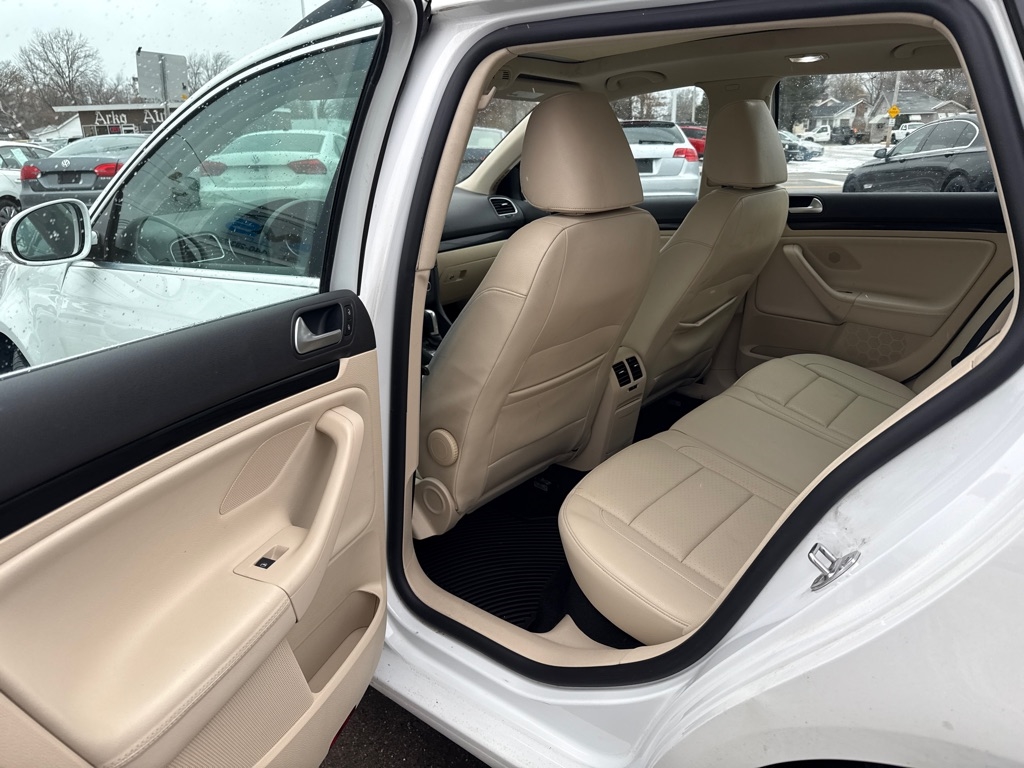 Volkswagen Jetta SportWagen 2.0L TDI 2014