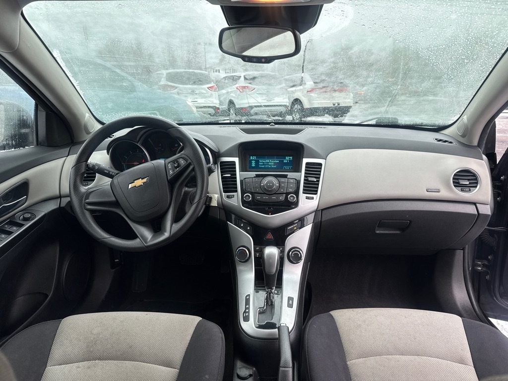 Chevrolet Cruze LS Auto 2014