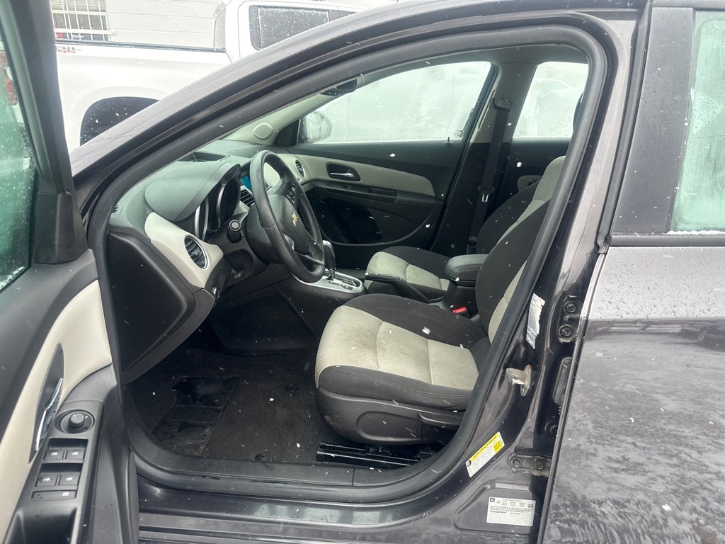 Chevrolet Cruze LS Auto 2014