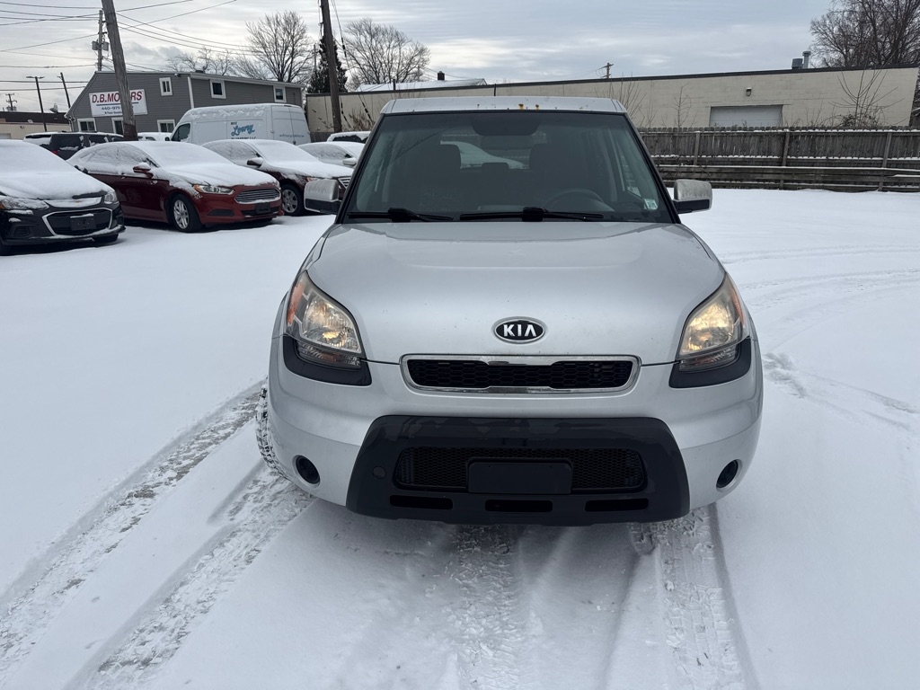 Kia Soul + 2011