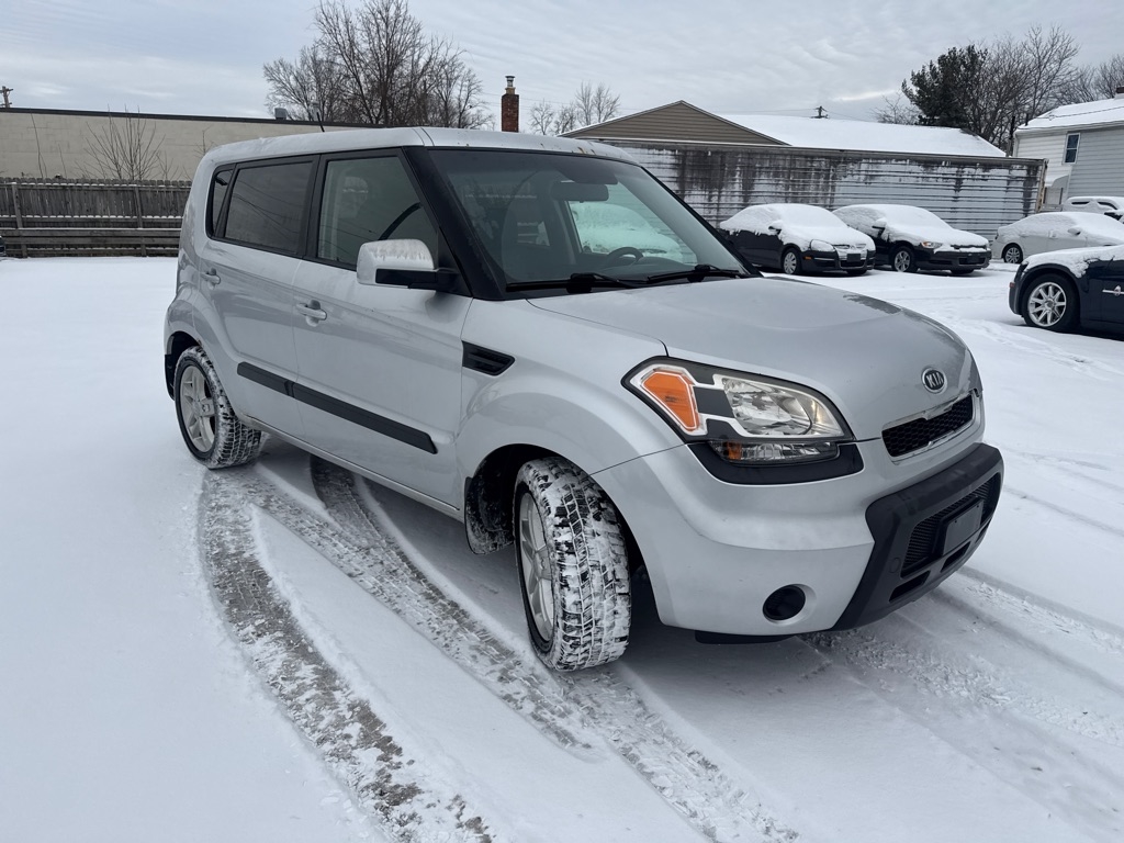 Kia Soul + 2011