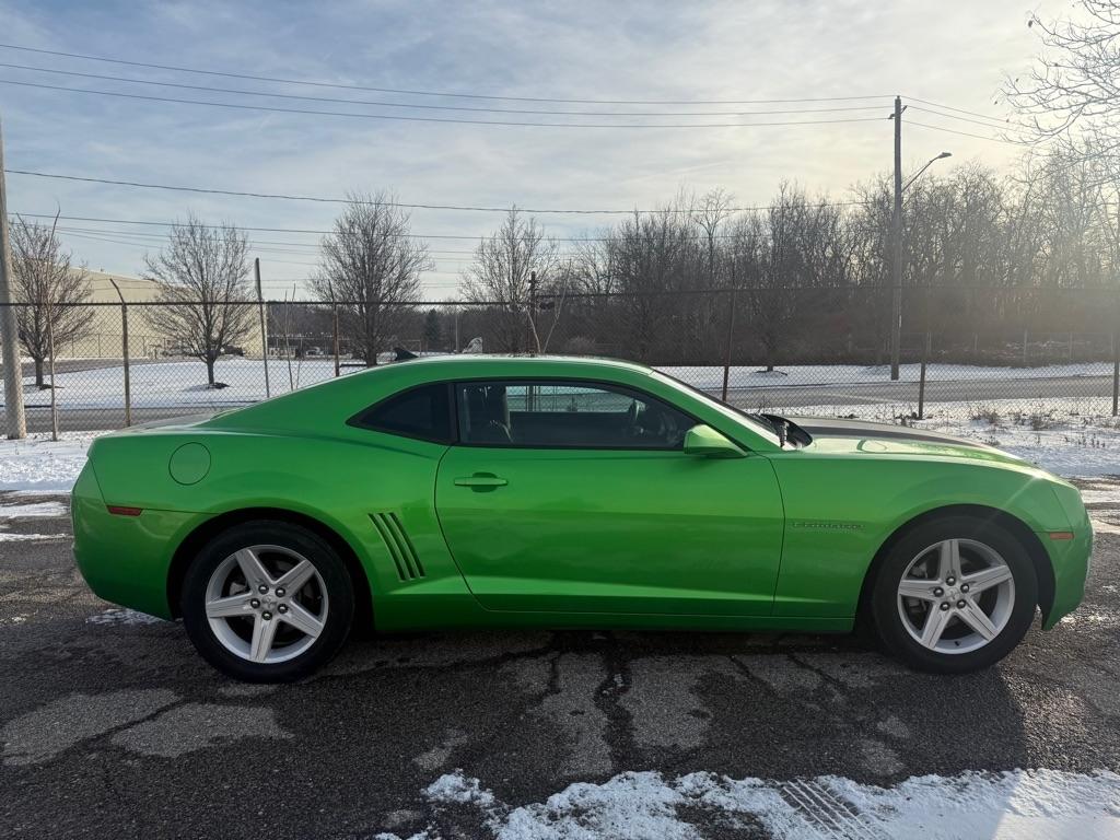 Chevrolet Camaro LT1 Coupe 2011