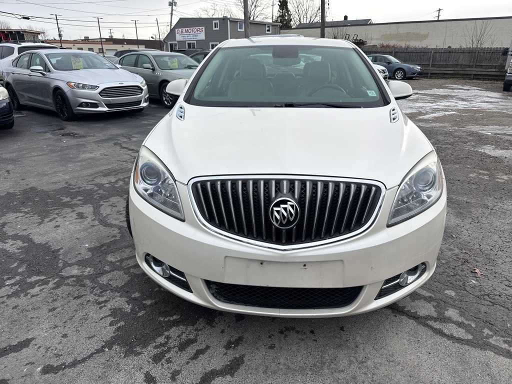 Buick Verano Base 2013