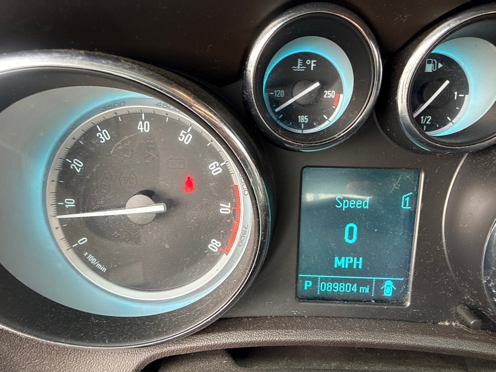 Buick Verano Base 2013