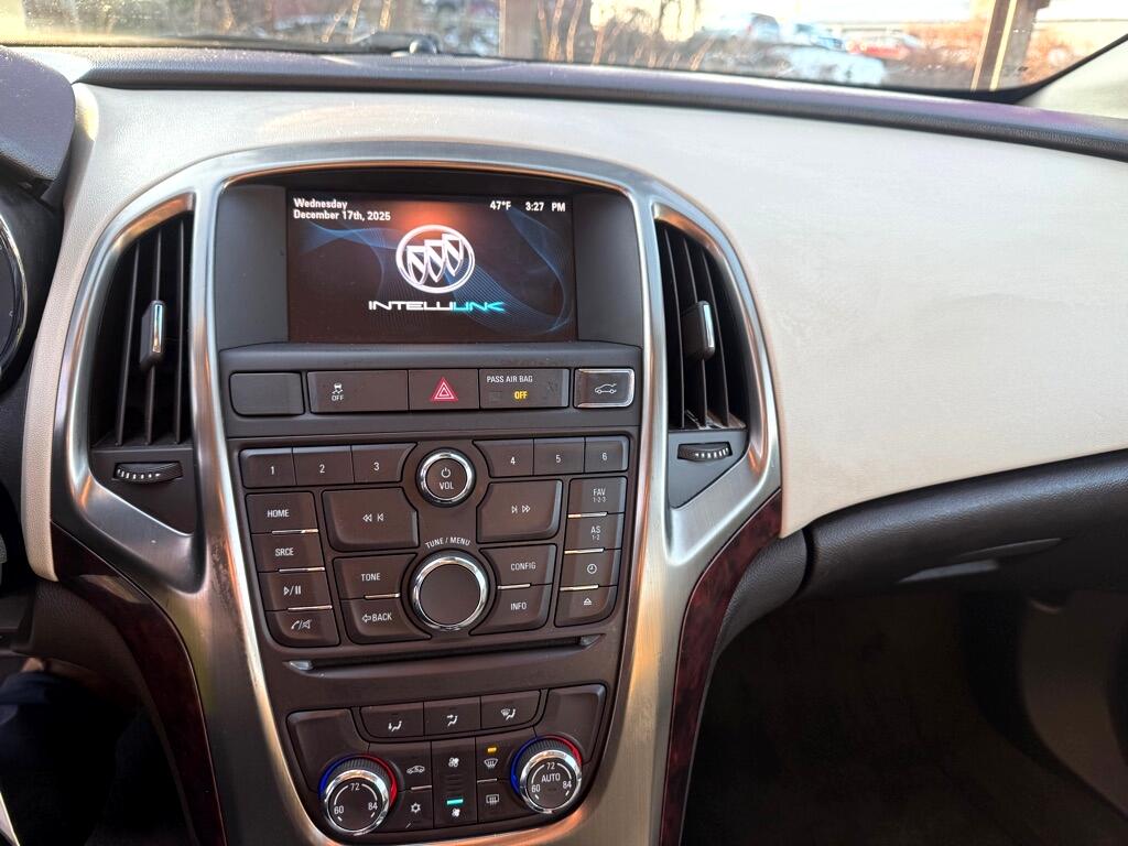 Buick Verano Base 2013