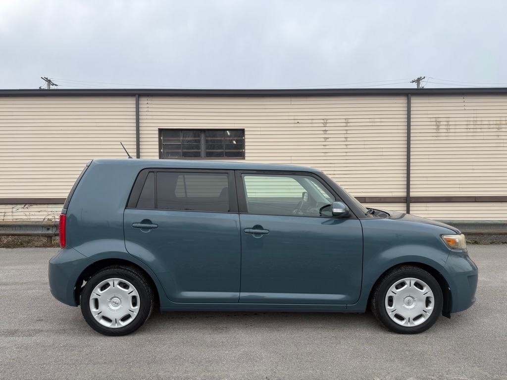 Scion xB Wagon 2008