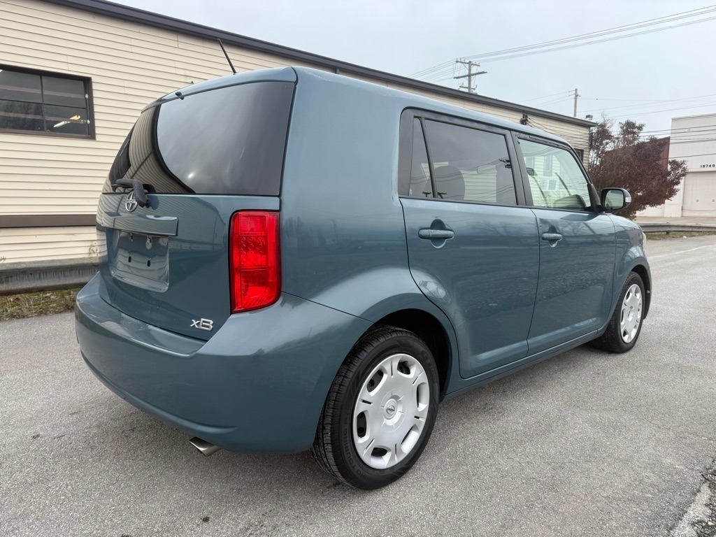 Scion xB Wagon 2008
